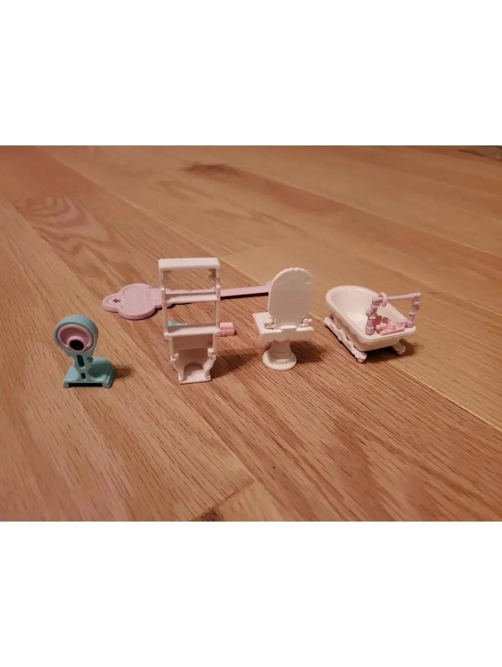 Vintage 1989 Fisher Price Precious Places Bathroom #5174